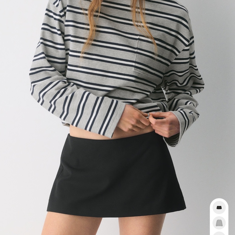 BNWT Aritzia Sunday Best Flame Classic Black Mini Skirt 8